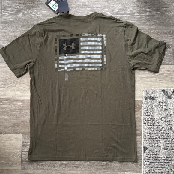 Under Armour Men's Olive Green Short Sleeve Tee NWT - Picture 3 of 4